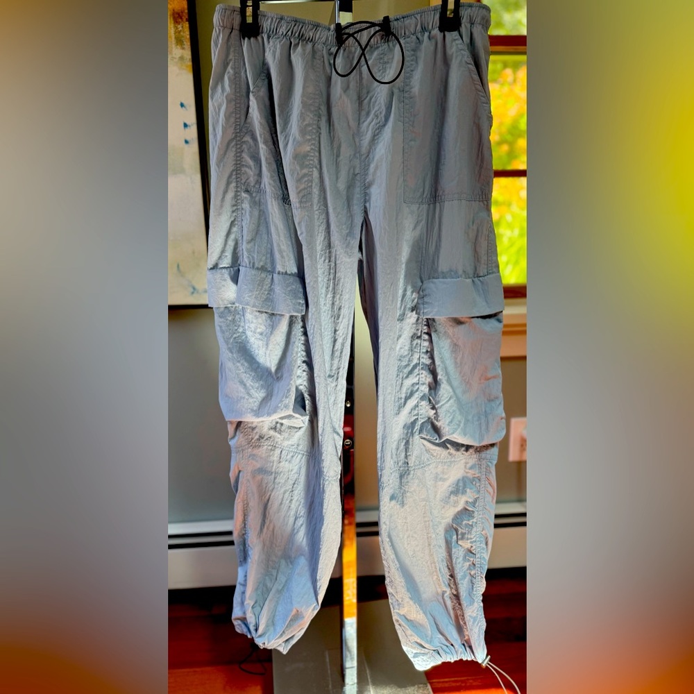 Garage Ice Blue Parachute Cargo Pants SIze Small EUC